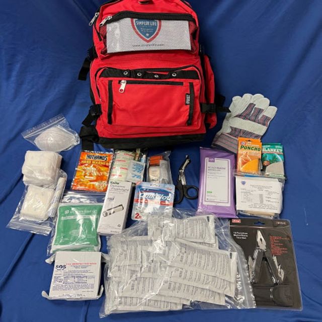 Refugee Kit, 1Person, 3Day with Trauma and Stop the Bleed Control